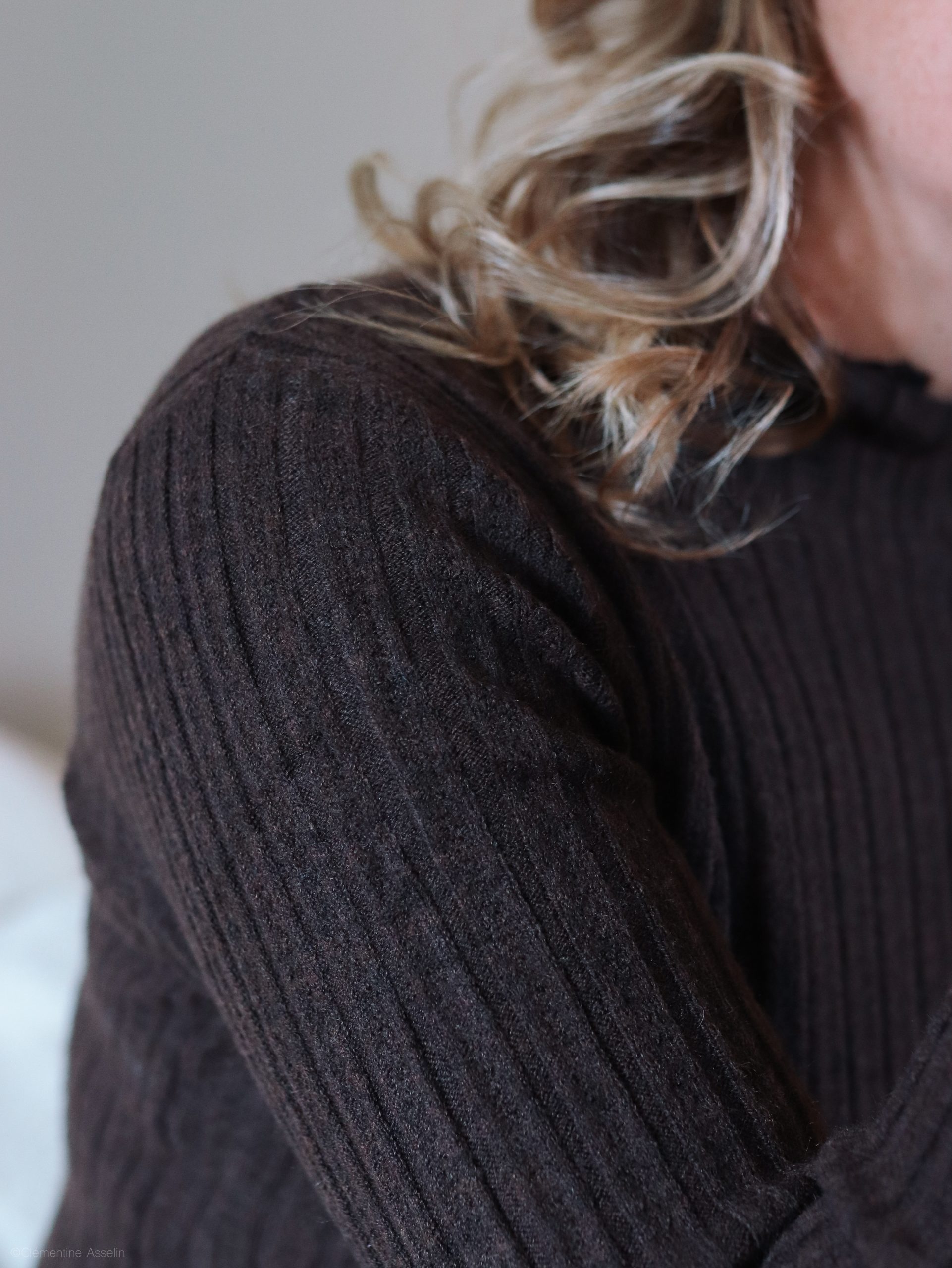 Pull Lariss marron – Image 6